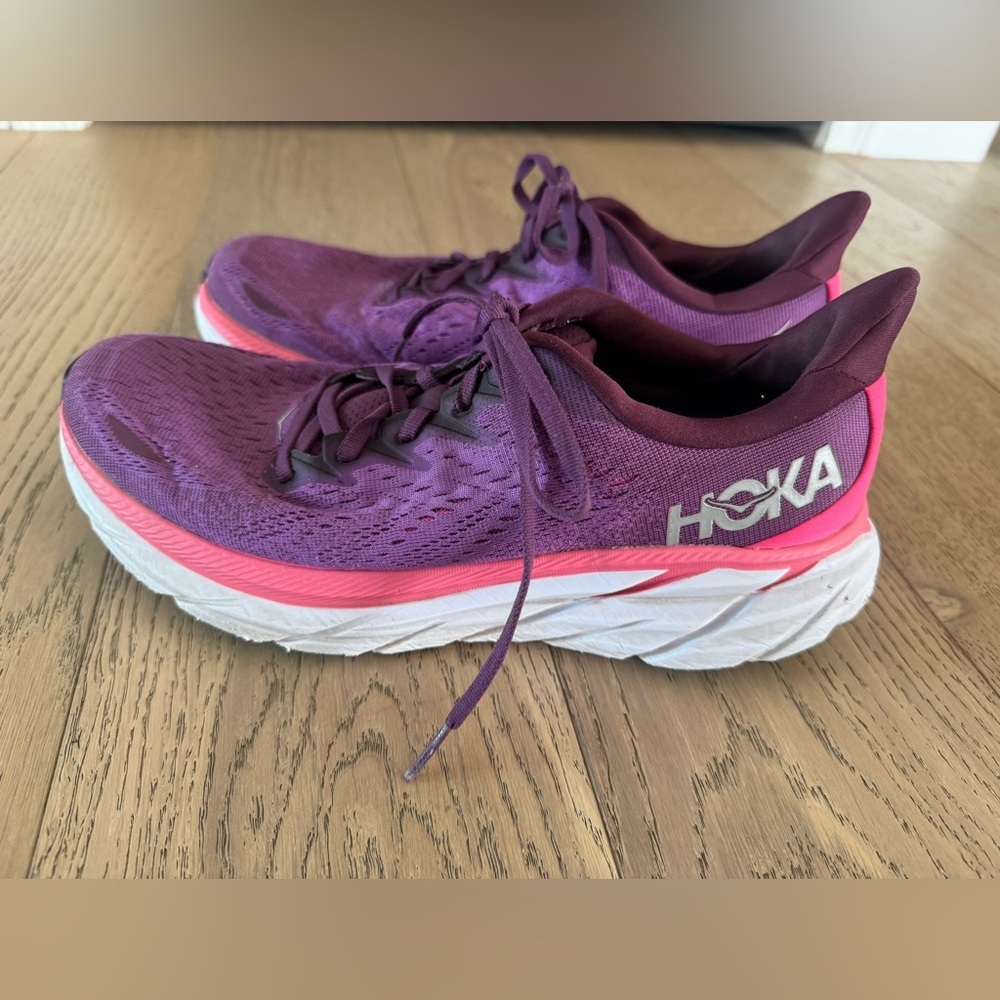 Women's Hoka One One Clifton 8 running shoes in the "Grape Wine/Beautyberry